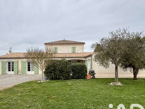 Vente maison 11 pièces Mosnac 17