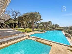 Vente Maison 7 chambresMouans-Sartoux