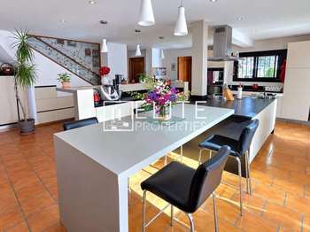Vente Maison 5 chambresMouans-Sartoux