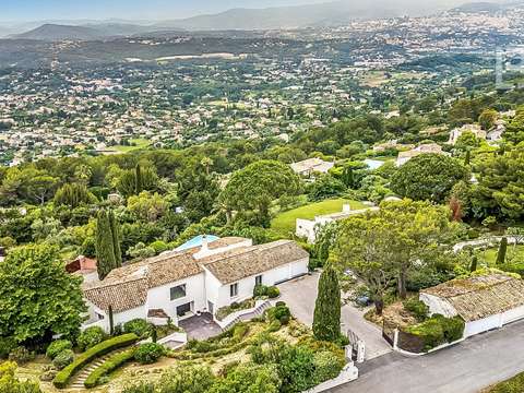 Vente maison 8 pièces Mougins 06