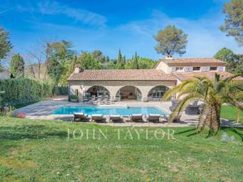 Vente maison 6 pièces Mougins 06