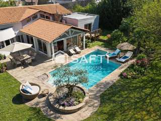Vente maison 9 pièces