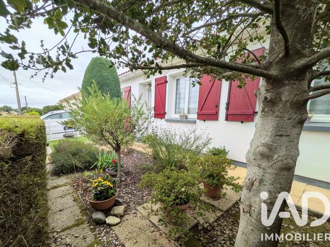 Maison 5 pièces 90 m² · à Mouilleron-le-Captif · 90 m² · 214 900 €