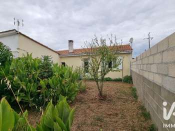 Vente Maison 7 piècesMouliets-et-Villemartin