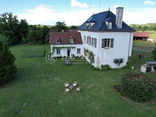 Vente maison 11 pièces