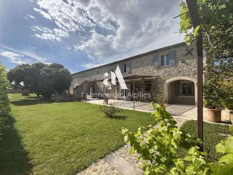 Vente maison 8 pièces Mouriès 13