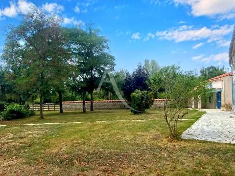 Vente maison 9 pièces