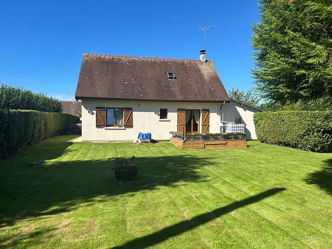 Maison 5 pièces 86 m² · à Moyaux · 86 m² · 220 500 €