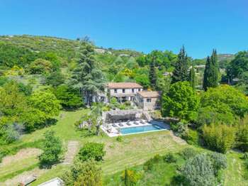 Vente maison 10 pièces Murs 84