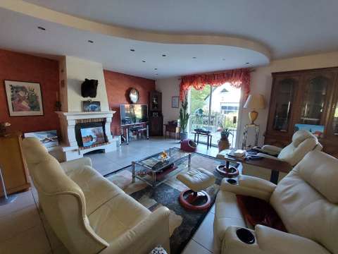 Vente maison 8 pièces