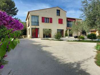 Vente maison 11 pièces Nages-et-Solorgues 30