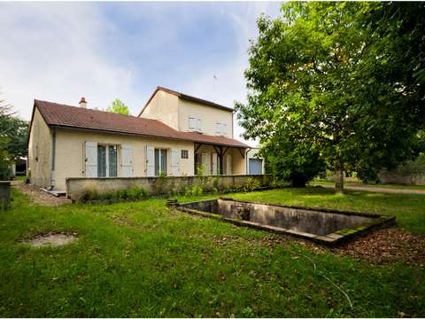 Vente maison 5 pièces Naintré 86