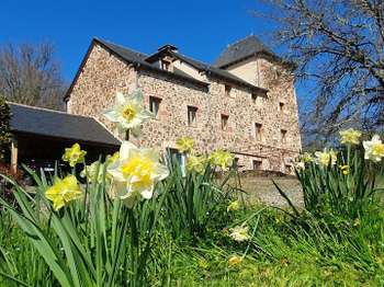 Maison 7 pièces 287 m² · à Najac · 287 m² · 499 600 €