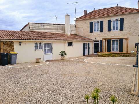 Vente maison 8 pièces Nalliers 85