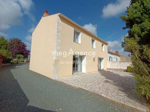 Vente maison 7 pièces Nalliers 85