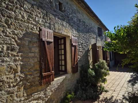 Vente maison 16 pièces Nanclars 16