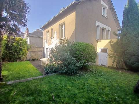 Vente maison 8 pièces Nantes 44