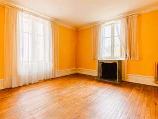 Vente maison 11 pièces