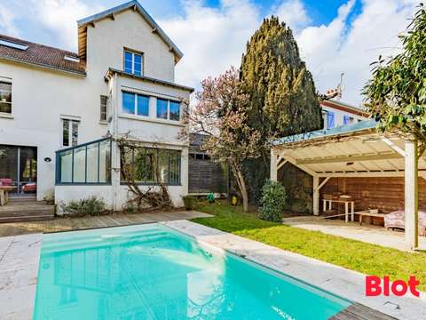 Vente maison 10 pièces