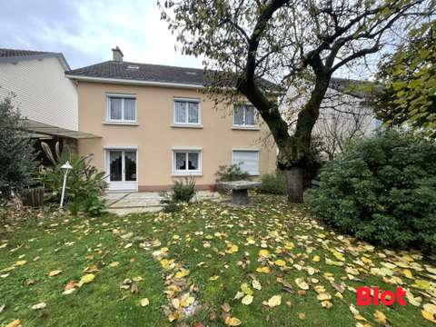Vente maison 7 pièces Nantes Rond-Point de Paris - Blanche de Castille 44