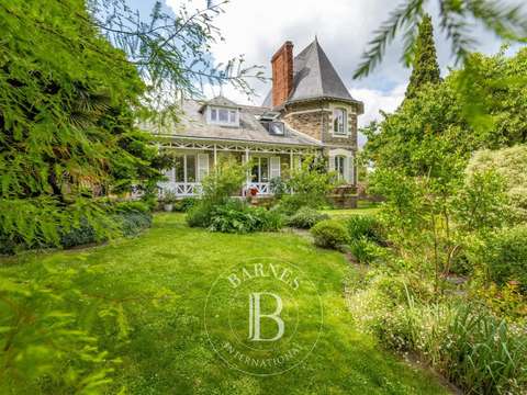 Vente maison 8 pièces