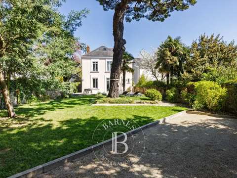 Vente maison 8 pièces Nantes Saint-Donatien 44
