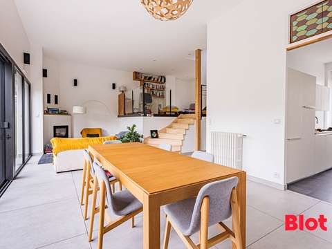 Vente maison 9 pièces