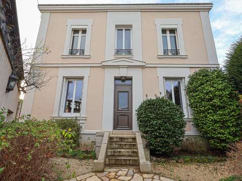 Vente maison 8 pièces