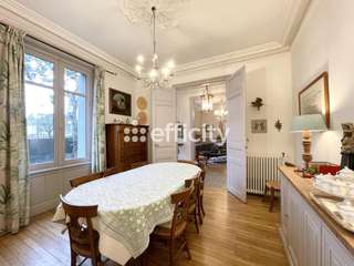 Vente maison 11 pièces