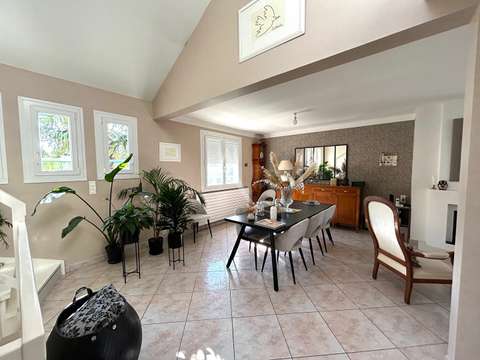Vente maison 8 pièces