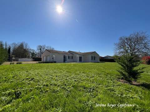 Vente maison 6 pièces Nanteuil 79