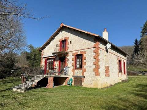 Vente maison 7 pièces Nanteuil-en-Vallée 16