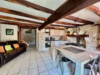 Vente maison 24 pièces