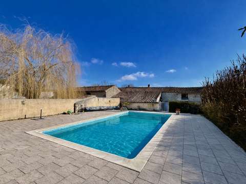 Vente maison 24 pièces