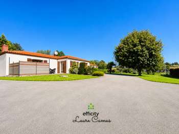 Vente maison 5 pièces Nesmy 85
