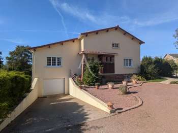 Vente maison 6 pièces Nesmy 85