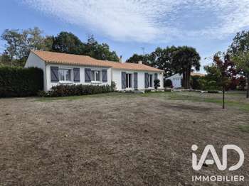 Vente maison 6 pièces Nesmy 85