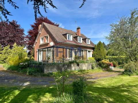 Vente maison 8 pièces Neufchâtel-en-Bray 76