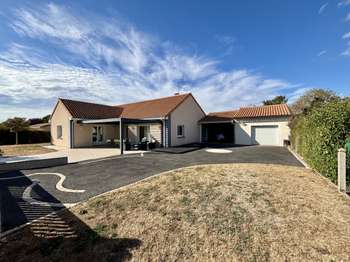 Vente Maison 5 chambresNeuville-de-Poitou