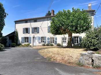 Vente maison 10 pièces Neuvy-Bouin 79