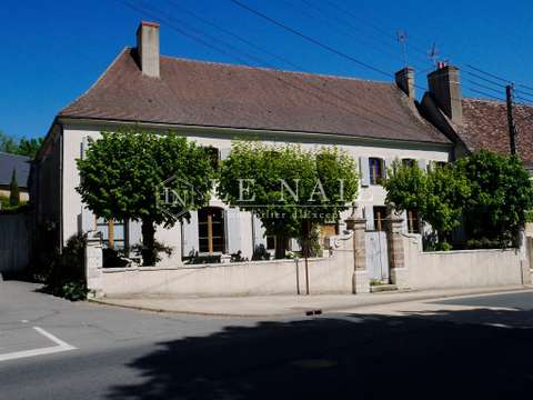 Vente maison 8 pièces Neuvy-Saint-Sépulchre 36