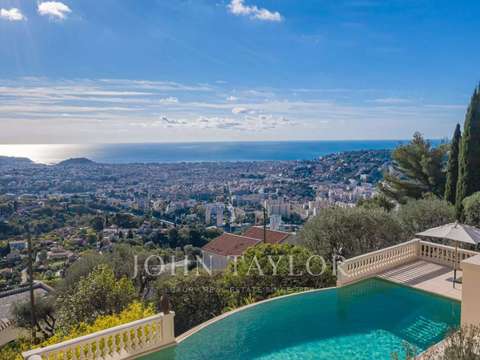 Vente maison 9 pièces Nice 06