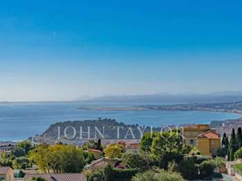 Vente maison 8 pièces Nice 06
