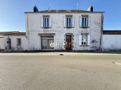 Vente maison 8 pièces Nieul-le-Dolent 85