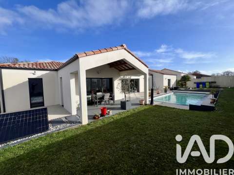 Vente maison 7 pièces Nieul-le-Dolent 85