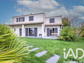 Vente Maison 8 piècesNieul-sur-Mer