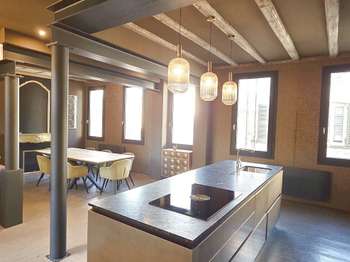 Vente maison 8 pièces