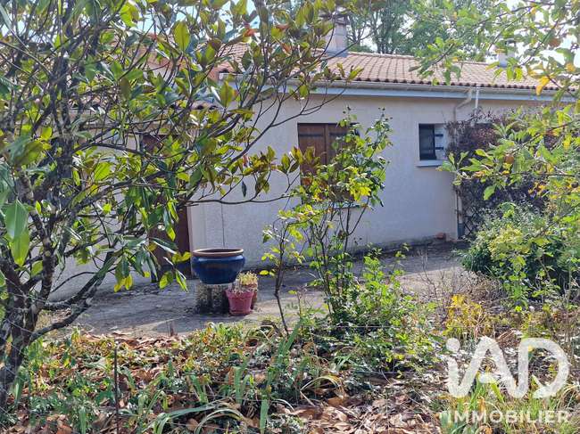 Maison 4 pièces 95 m² · à Nontron · 95 m² · 148 500 €