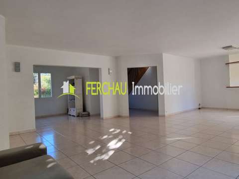 Vente maison 8 pièces