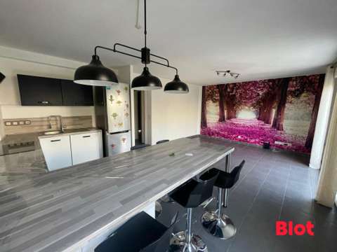 Vente maison 4 pièces Noyal-Châtillon-sur-Seiche 35